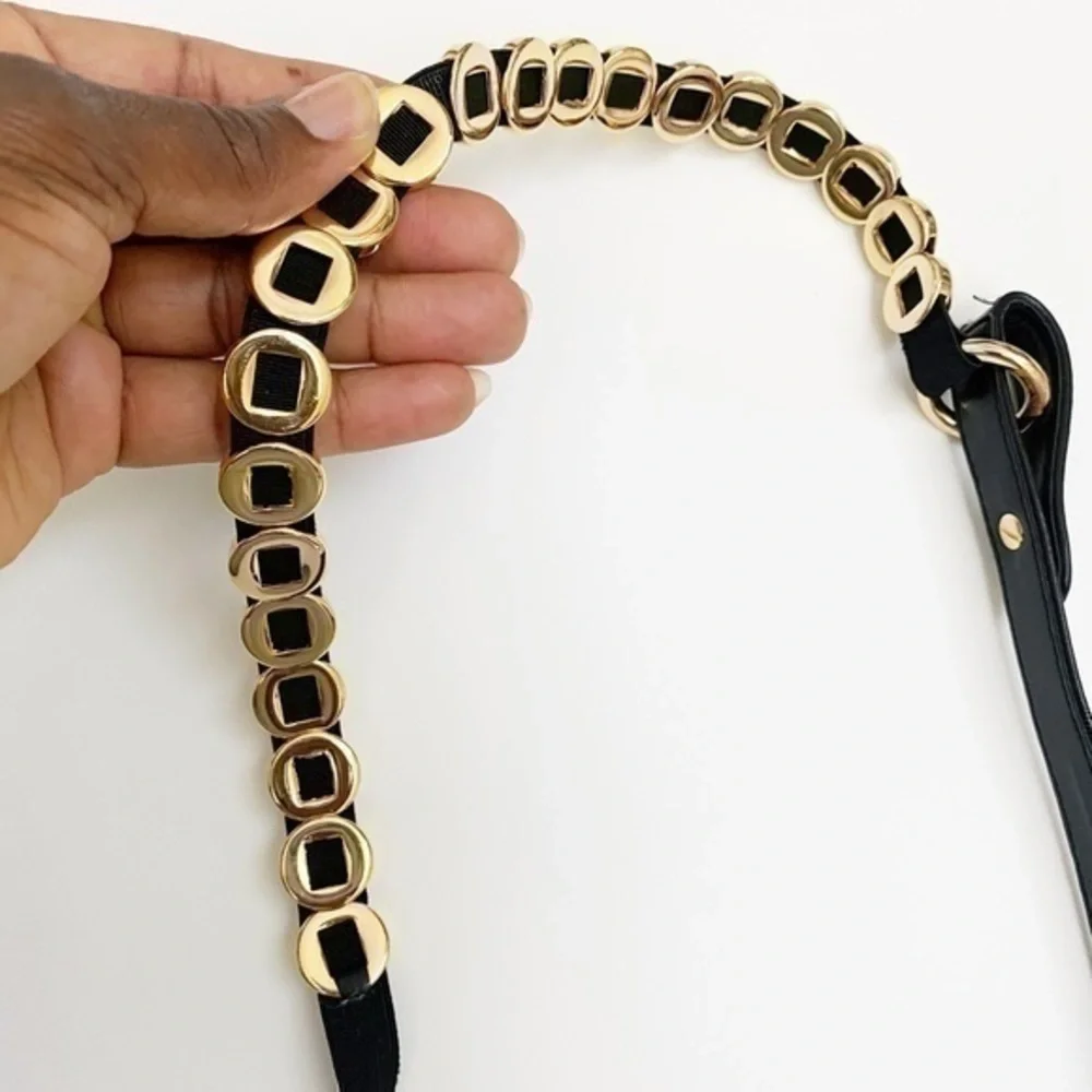 Authentic Suzi Roger black leather and Gold belt